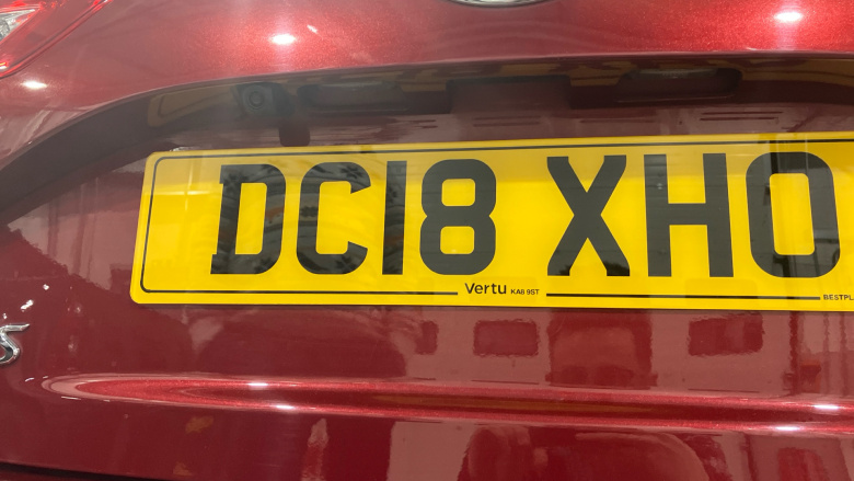 Toyota Yaris 1.5 VVT-i Icon Tech 5dr CVT Petrol Hatchback